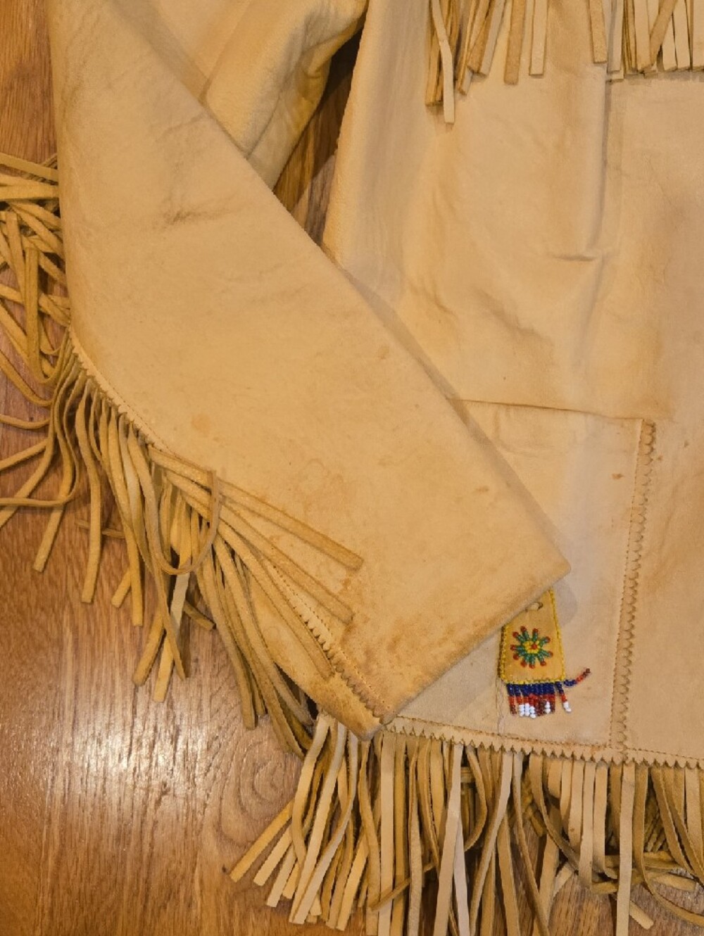 Vintage Danzy Tan Suede Western Jacket with Multicolor Beadwork - Picture 5 of 10